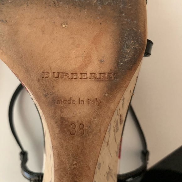 Burberry authentic strap heels wedges - Picture 4 of 4